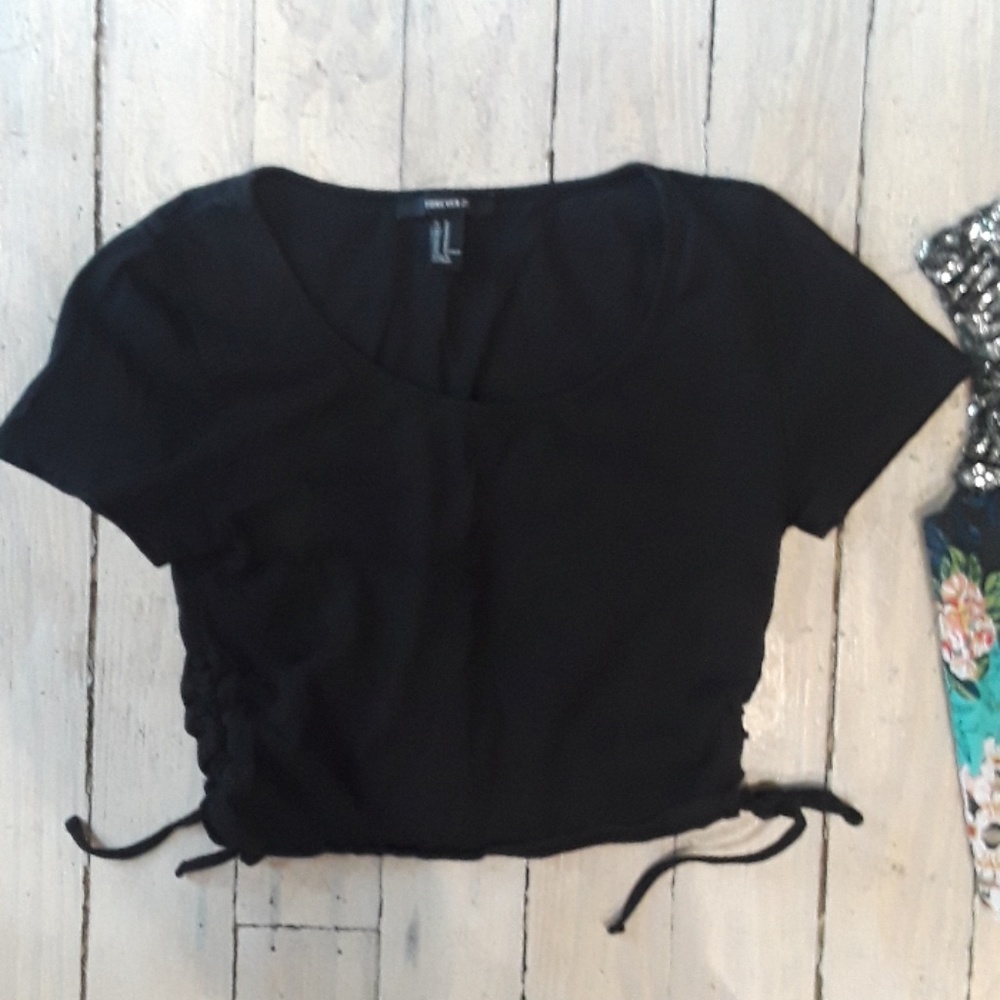 Crop top bundle - Picture 3 of 4